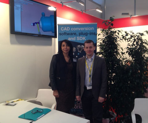 Halima et Arnaud sur le stand de Datakit  Euromold 2013